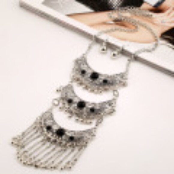 #021 Hollow Gemstone Necklace Vintage Tassel Chain with Earrings - Picture 2 of 2